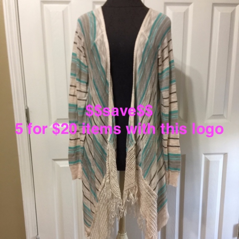 Womens Sleeved Wrap